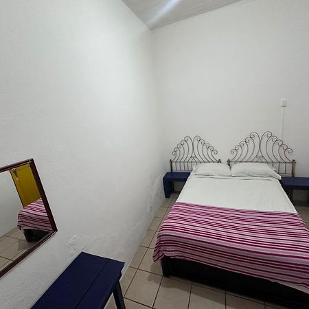 Hostal Zipolite Arteaga Oaxaca Екстер'єр фото