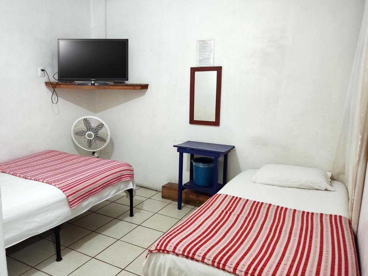 Hostal Zipolite Arteaga Oaxaca Екстер'єр фото